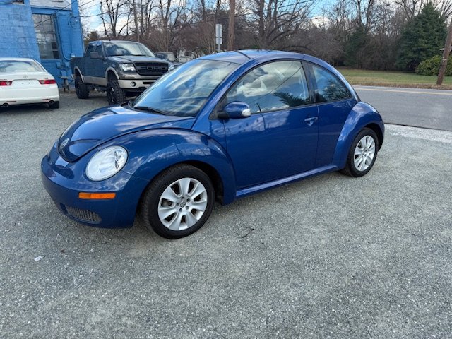 2008 Volkswagen New Beetle S's photo