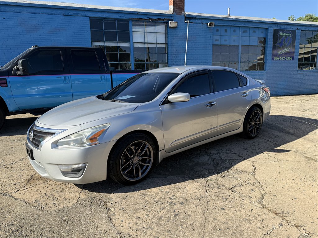 2015 Nissan Altima 2.5 S's photo