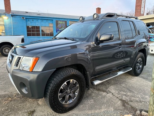 2015 Nissan Xterra PRO-4X's photo